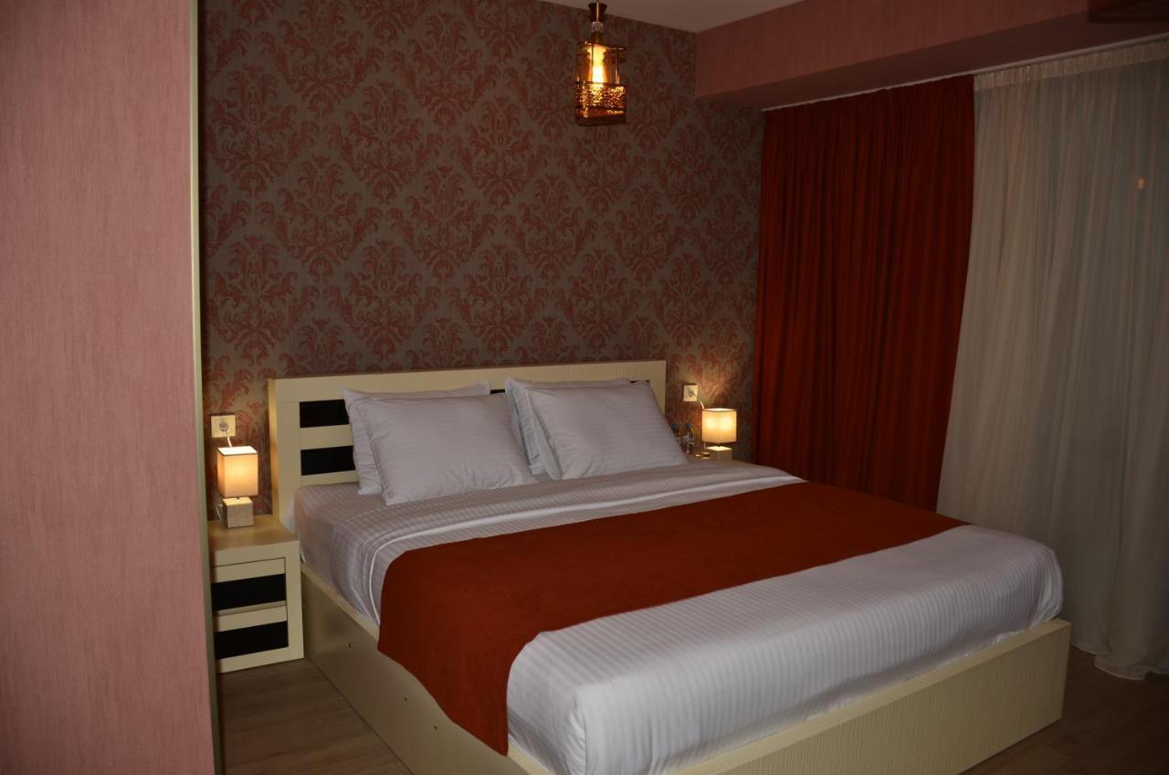 Vere Corner Hotel 第比利斯 外观 照片