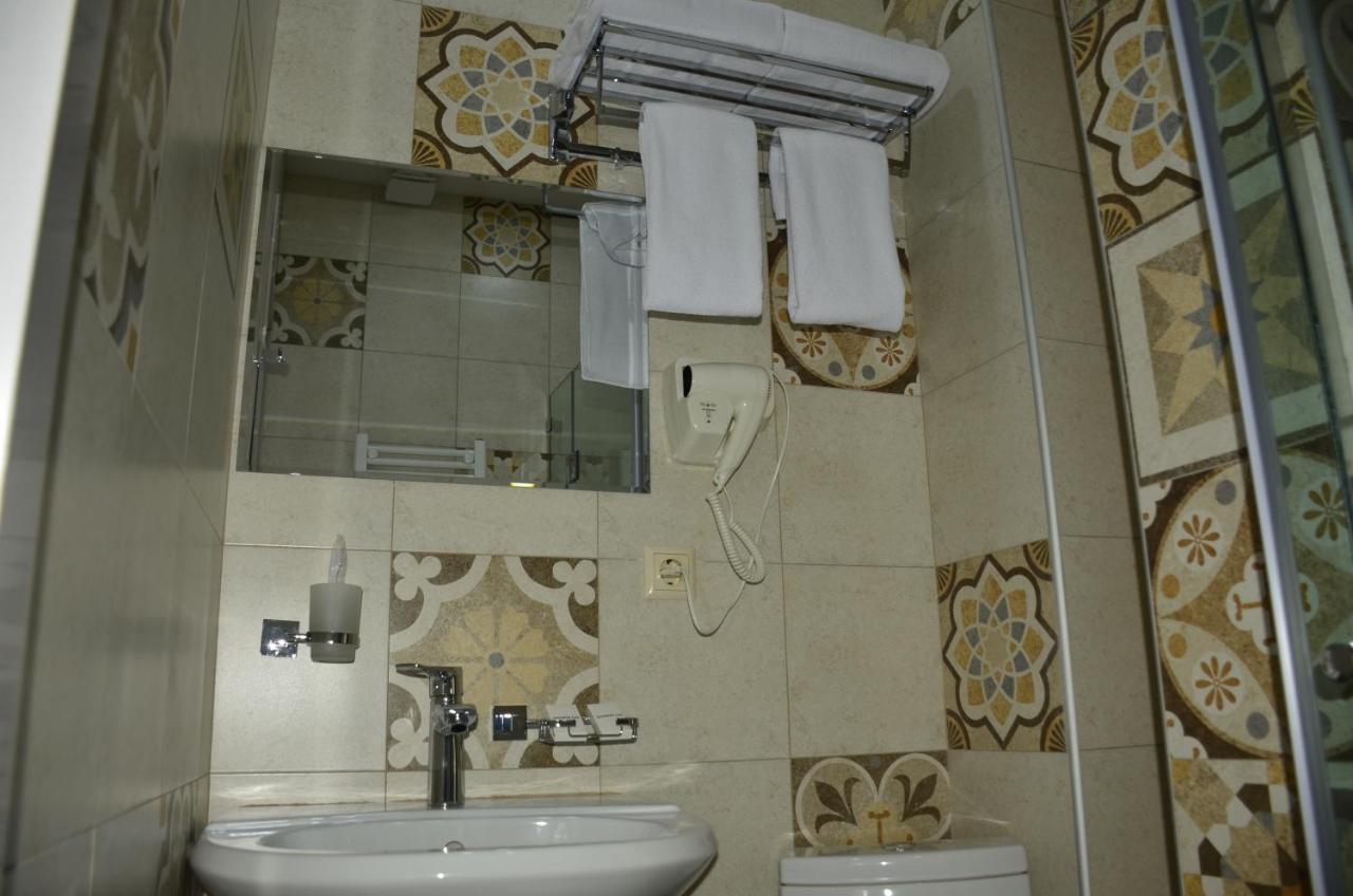 Vere Corner Hotel 第比利斯 外观 照片