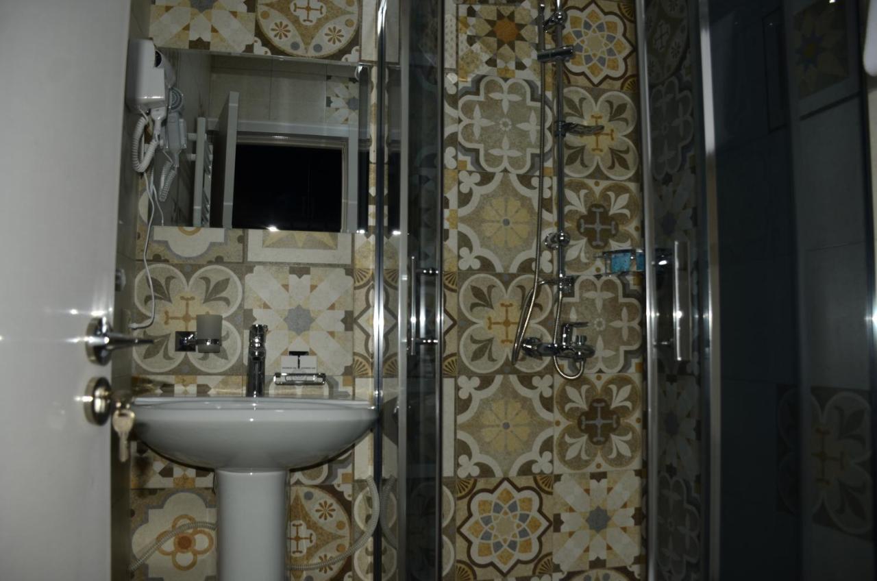 Vere Corner Hotel 第比利斯 外观 照片