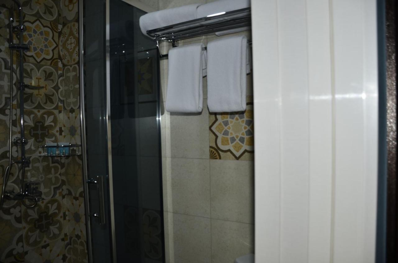 Vere Corner Hotel 第比利斯 外观 照片